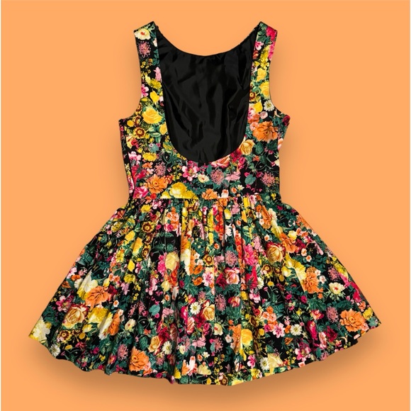 Zara Floral Print Fit and Flare Mini Dress with Pockets - Picture 3 of 6